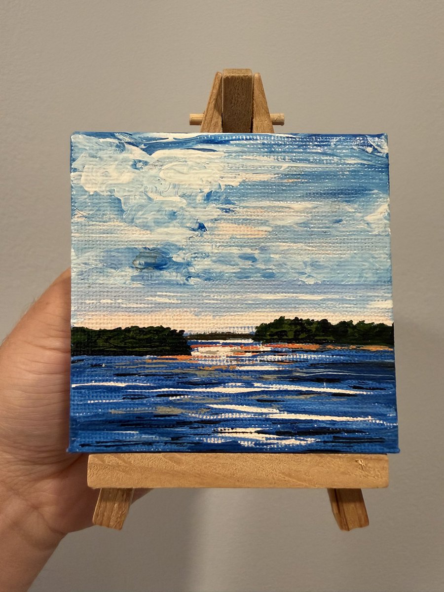 ShinyAndChrom3's tweet photo. @Empty_America When I travel I look for cheaper art but still handmade, things like these small paintings. A handmade mug that’s a little wonky has personality, someone with a hobby made it. I’d rather buy that https://t.co/ThlyveQx7T