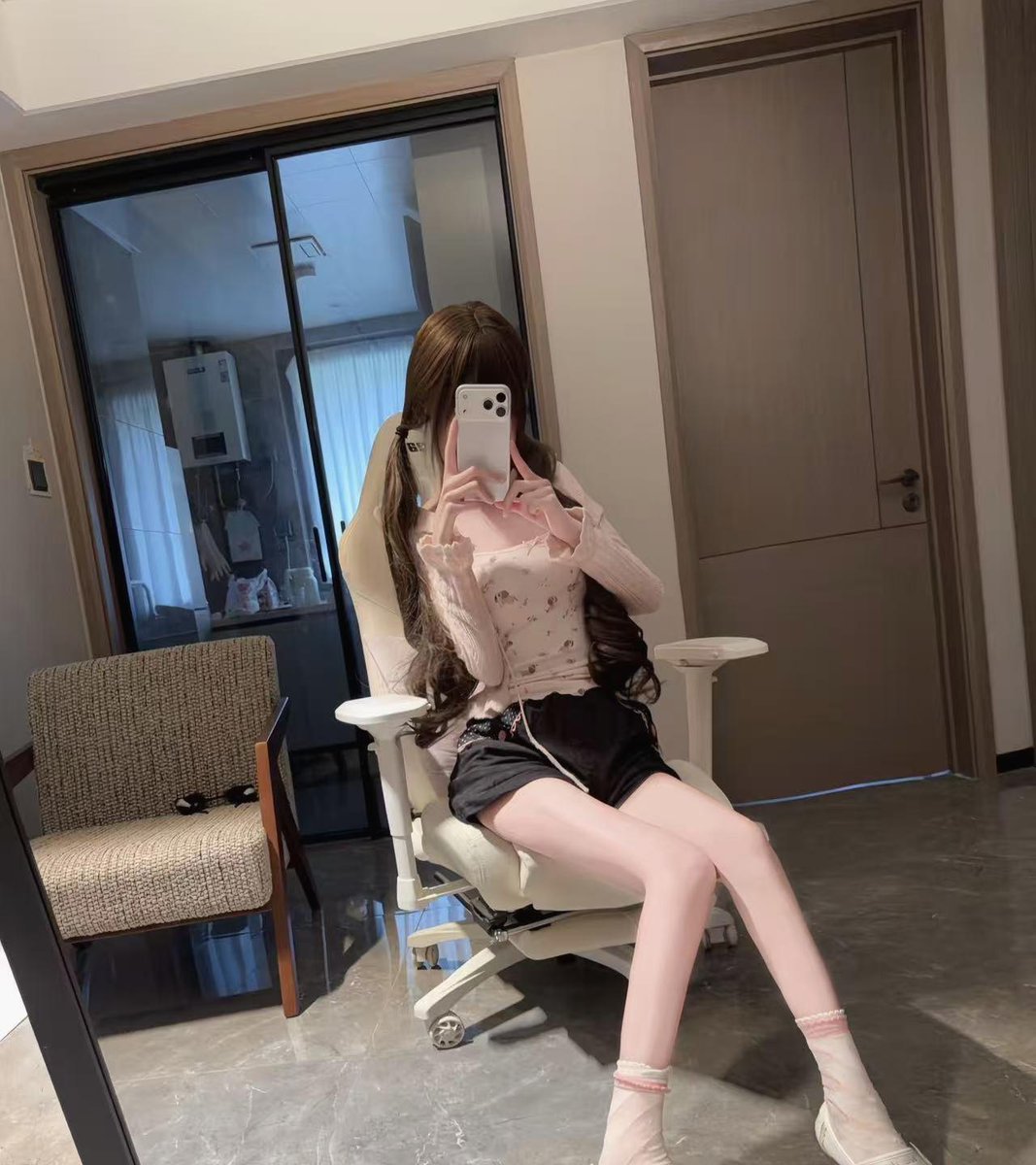 reggiew23's tweet photo. 安吉dd #安吉 https://t.co/uUN9wXzyVw
