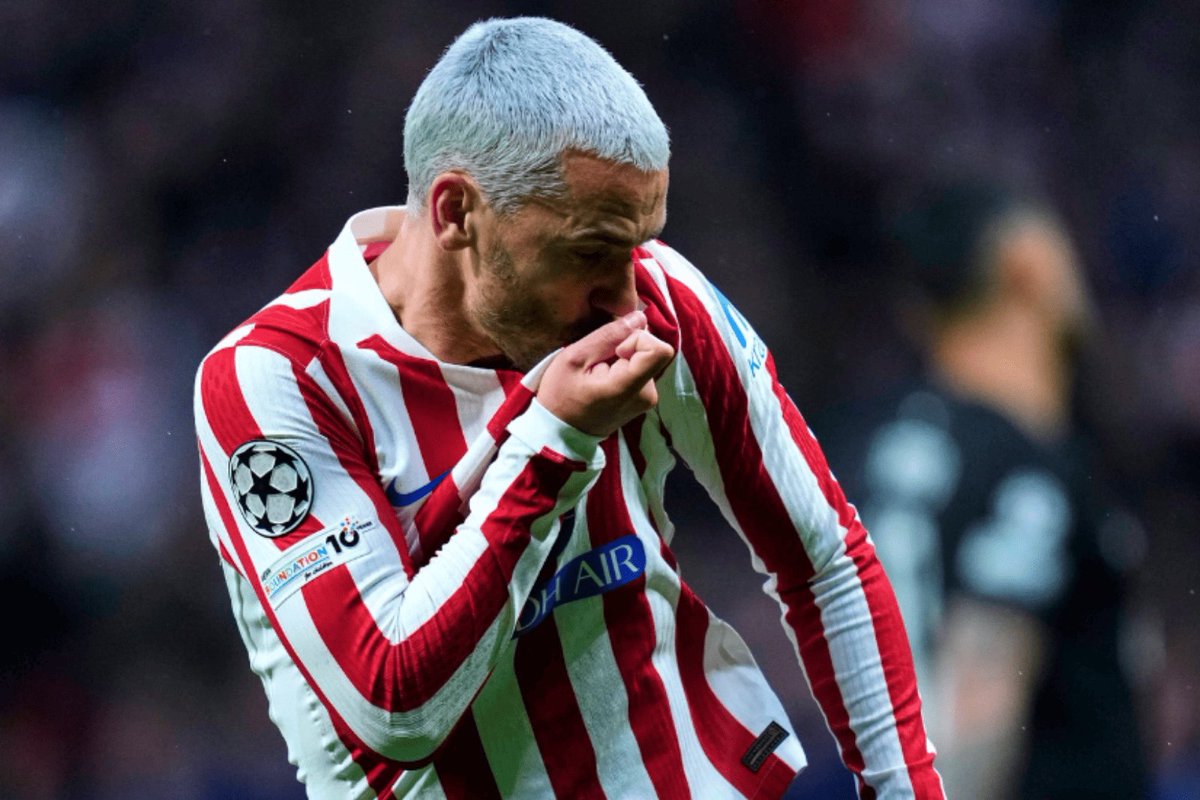 ArchiATM's tweet photo. Abierta la votación para incuir a Antoine Griezmann en el nuevo paseo de leyendas

Confío en que la gran mayoría de la afición, entre ellos los 70000 que le despidieron en el estadio, no van a tener dudas. Somos muchos más que los amargados rencorosos

Leyenda con mayúsculas https://t.co/yIsvnpDY4m