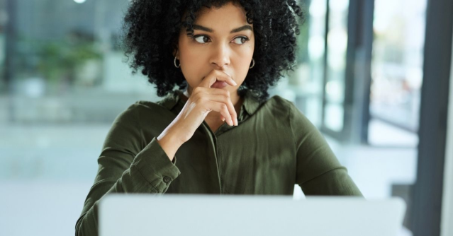 KoentjeC's tweet photo. Employees aren’t asking for #raises… but not for the reason you might think. For many, it’s about job security, layoffs, and not wanting to “rock the boat.” The real question: what does that silence say about confidence and culture? https://t.co/FmDAXCwMar https://t.co/3MhdgVBxPl