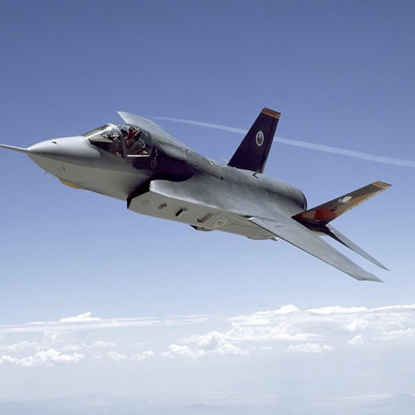 siyahsancakx's tweet photo. 🔴 Trump'ın kızı olduğunu iddia eden Necla Özmen: 

"Babama yaprak sarması hazırladım."

"F-35’leri iade ederse çok sevinirim." https://t.co/eGaONTP7Xl
