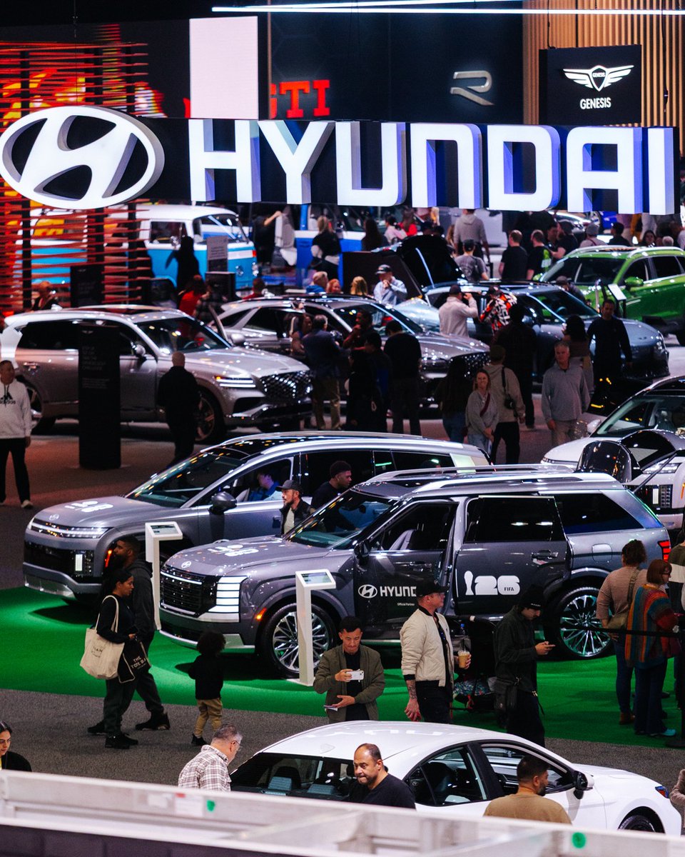 LAAutoShow's tweet photo. Hyundai doesn't do one thing, they do everything. 

#LAAutoShow #Hyundai #IONIQ5N #ElectricPerformance #EV #AllRoads https://t.co/4vWVrgOdiq