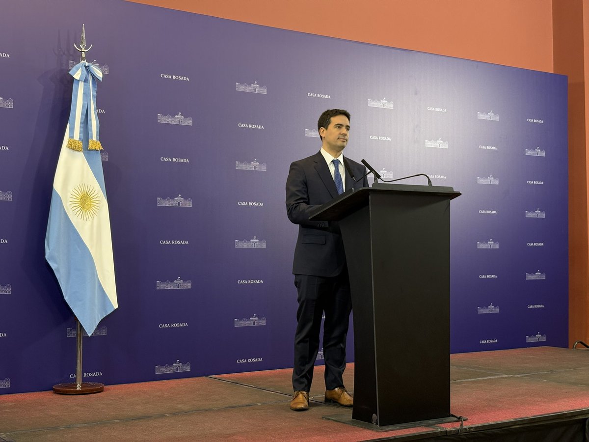 NicoJPalermo's tweet photo. Adrián Ravier se presenta en Casa Rosada como nuevo vocero presidencial https://t.co/TUi3zVwgdg