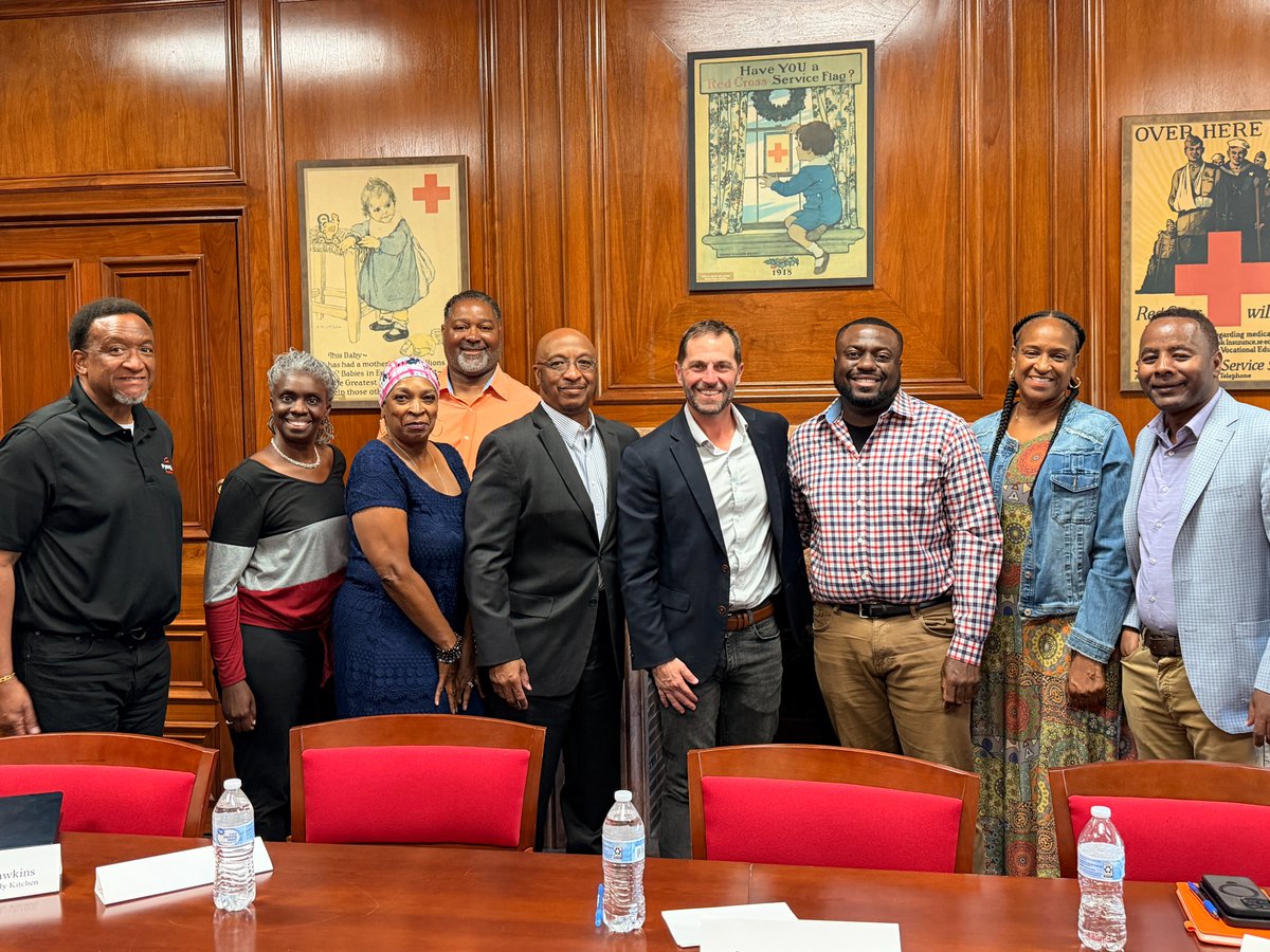 RepJasonCrow's tweet photo. Appreciated the opportunity to sit down with members of the Colorado Black Chamber of Commerce!

Great conversation on ways we can grow our state’s economy, support small businesses, and lower costs. https://t.co/nuOYNrsZce
