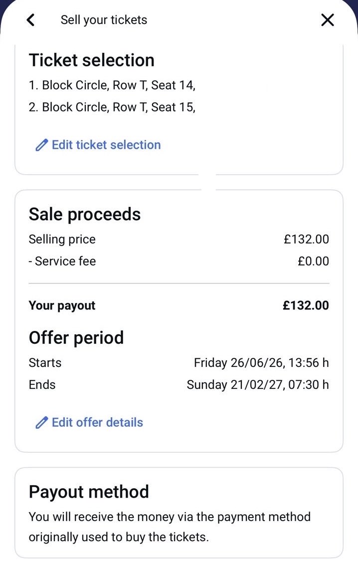 katiemogg_'s tweet photo. @AmazingPhil got 2 circle seats for sale for sunday 21st £132 for both! we managed to get silver tickets for the monday, hence why we're selling these. this is on the eventim site https://t.co/hXw6E3Dm5m