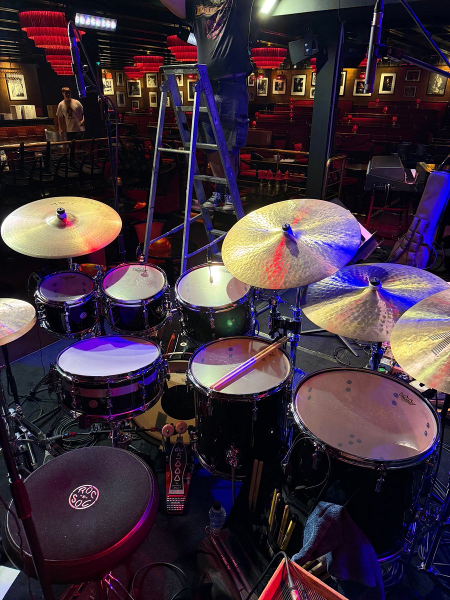 stevesmithdrums's tweet photo. Always great to play Ronnie Scott’s #London! Set up and soundcheck.  #sonordrums #zildjian #remo #vicfirth https://t.co/FQ2t0N5ZxL