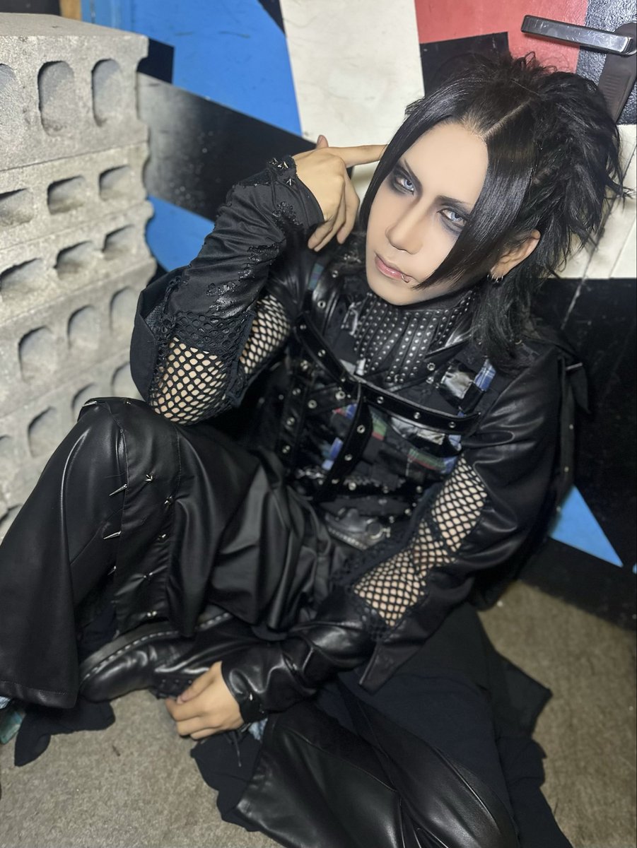 Z_C_TOMMY's tweet photo. 札幌SPiCE Day2ありがとうございました

Λも童子も昨日の熱量軽く乗り越えてきて楽しすぎた！！

俺達Z CLEARは今日がセミファイナルでした

ここまで沢山の場所に連れてきてくれた
優しい兄貴達に感謝です

このAGNIツアーで得た物全て
ファイナル代官山にぶつけてやります https://t.co/2F5THEMuWX