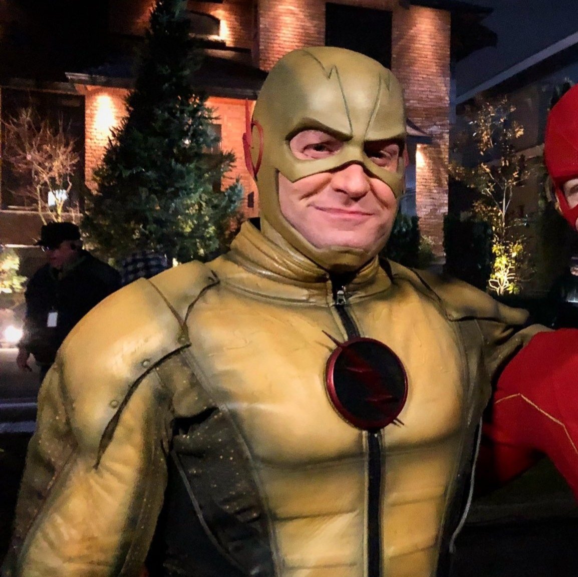 beemattward's tweet photo. Celebrating my most favorite Flash villain. Happy birthday to the man who brought OG Eobard Thawne/Reverse-Flash to life, Matt Letscher! 🥳😈⚡ #TheFlash #LegendsOfTomorrow https://t.co/lCZ8i7Gts1