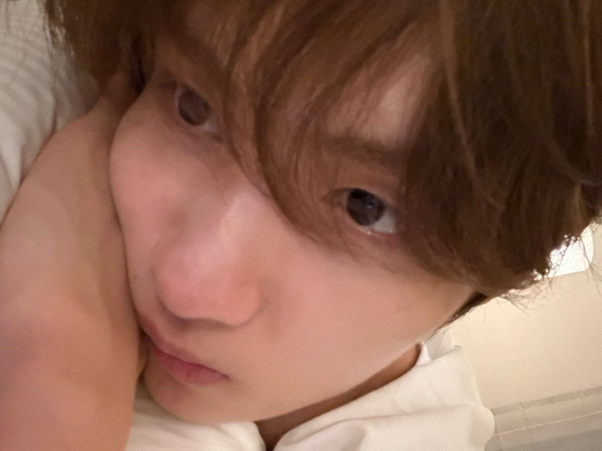trappedyoungzai's tweet photo. Temen-temen, karena biduan mulai lelah (eepymaxxing), zenonya diplay sampe habis (kemungkinan dini hari). Pamit tidak dijagain zenonya yah. Makasih udah dengerin.. :> yang masih mau dengerin boleh itu aku play sampe subuh! https://t.co/kqcUJeqOqJ