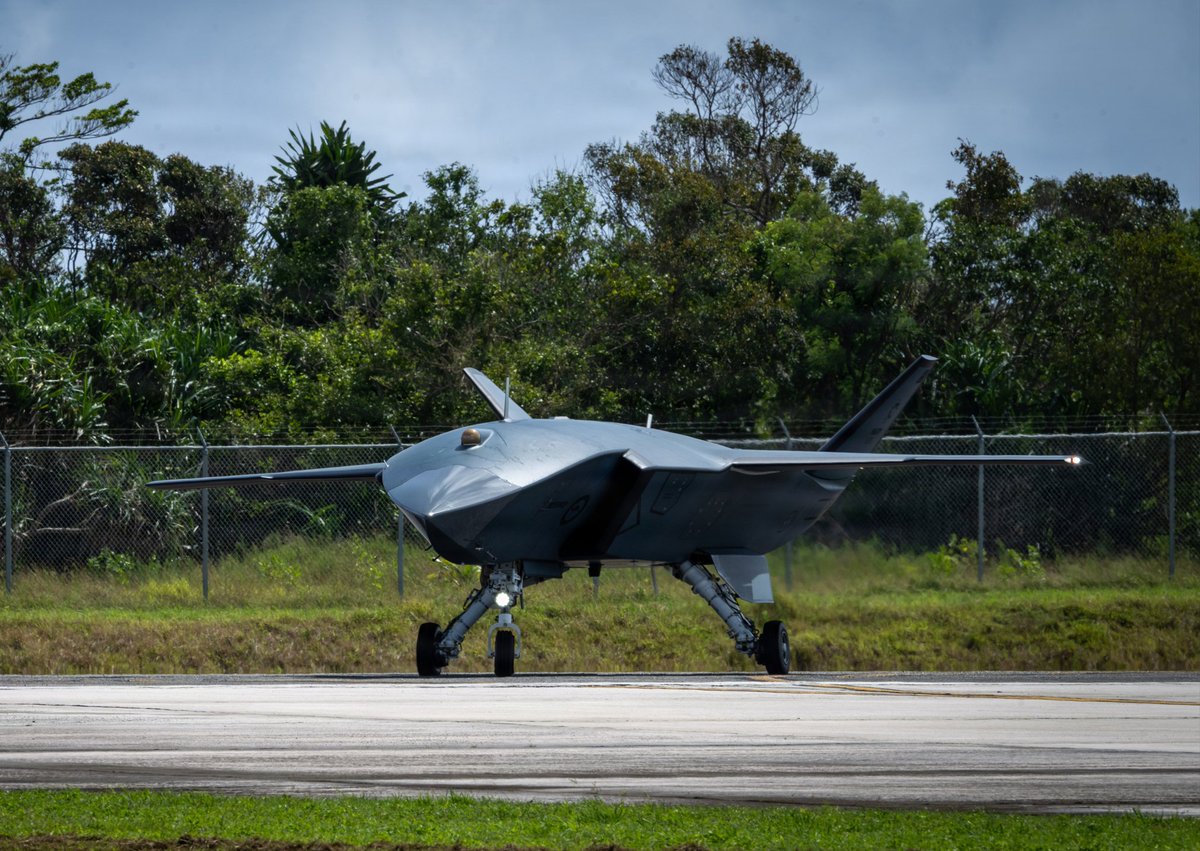 GuyPlopsky's tweet photo. More good shots of the Ghost Bat during exercise Valiant Shield 26.

(📸/U.S. Air Force photos by Senior Airman Adrien Tran. June 25, 2026) https://t.co/WybFEnA8DZ