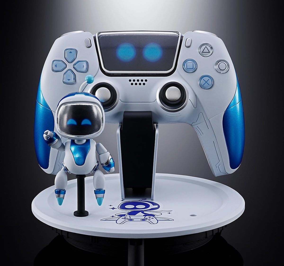 Play4Index's tweet photo. The Chogokin Astro Bot &amp; Dual Speeder officially drops tomorrow in Japan! 

#AstroBot #PlayStation5 https://t.co/dqdfFvjOuv
