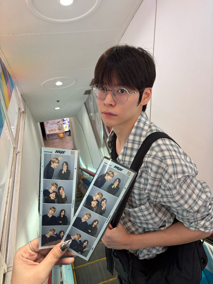 ribb0njj's tweet photo. น้ำตาจะไหล https://t.co/aBKofTD3e7
