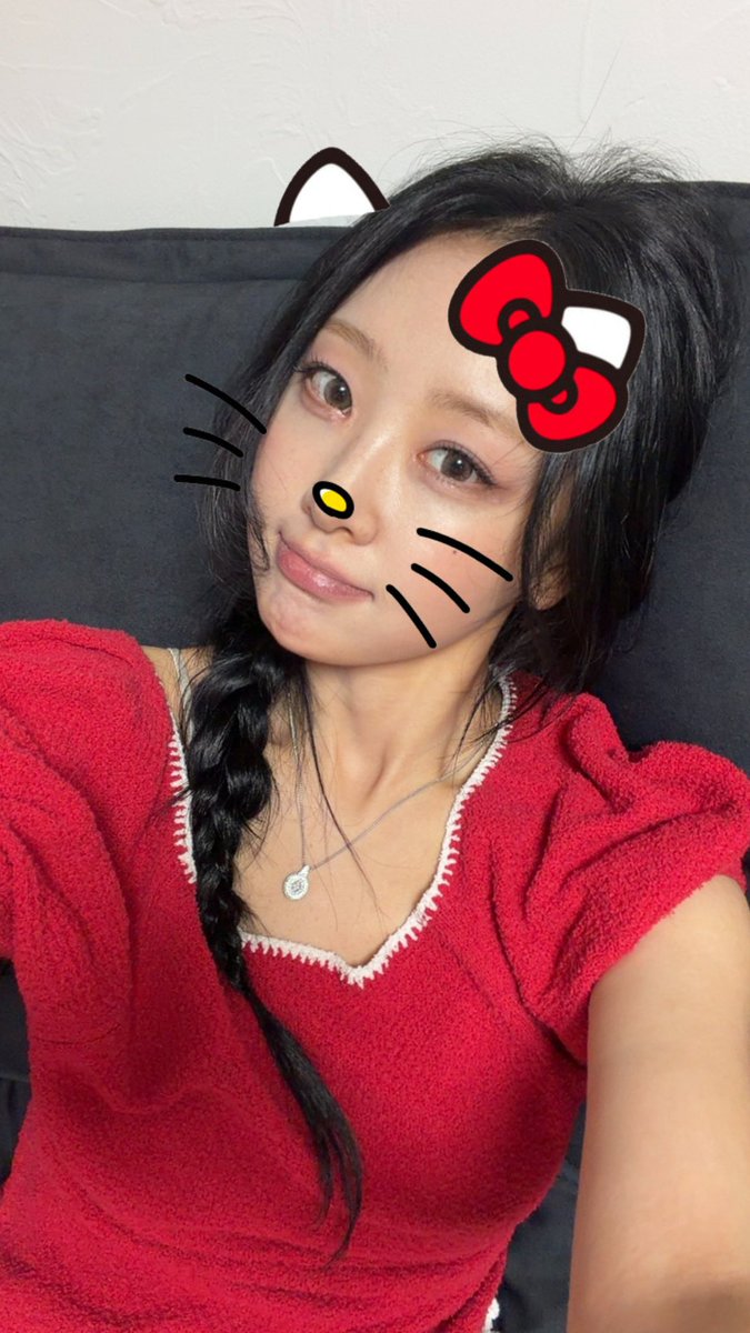 yvesupport's tweet photo. Yves via b+POP https://t.co/lsmyrRQwwD