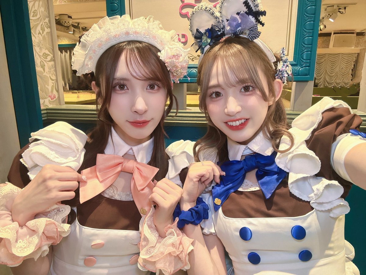 maid_ayu's tweet photo. あゆみったんリボン交換お給仕沢山のご帰宅ありがとうございました（  •̀  ̫ -︎︎  ） ੭🧡💙みったんと念願のリボン交換お給仕できた事もなかよしでいれるのも嬉しいけど、まず前提に大大先輩なのにこんなわたしにフレンドリーなみったん😭感謝しかないです、だいすき😭楽しんでいただけましたか？🎀 https://t.co/HiNeEKgdFK