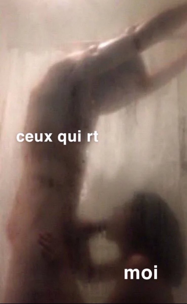r_kia69694's tweet photo. #VendrediSeins la meilleure tenue pour résister à cette #canicule https://t.co/tAoIuhgoZv