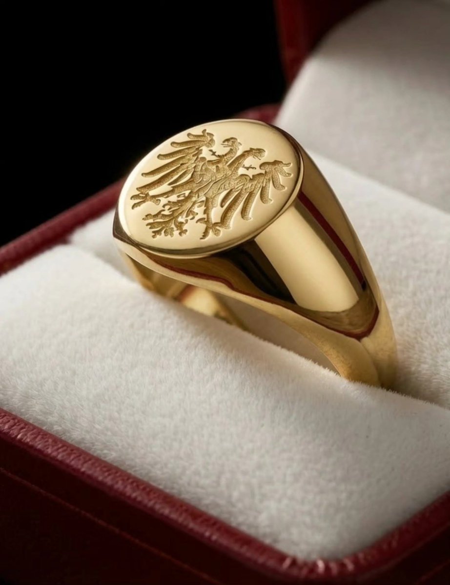 HREAssociation's tweet photo. Gold Signet Ring for a Member of the Holy Roman Empire Association - HREA - Nobility of the Holy Roman Empire. ©

https://t.co/lbkvVcYmRU
https://t.co/7ehbqavWe5 https://t.co/eN4gD1KFZf
