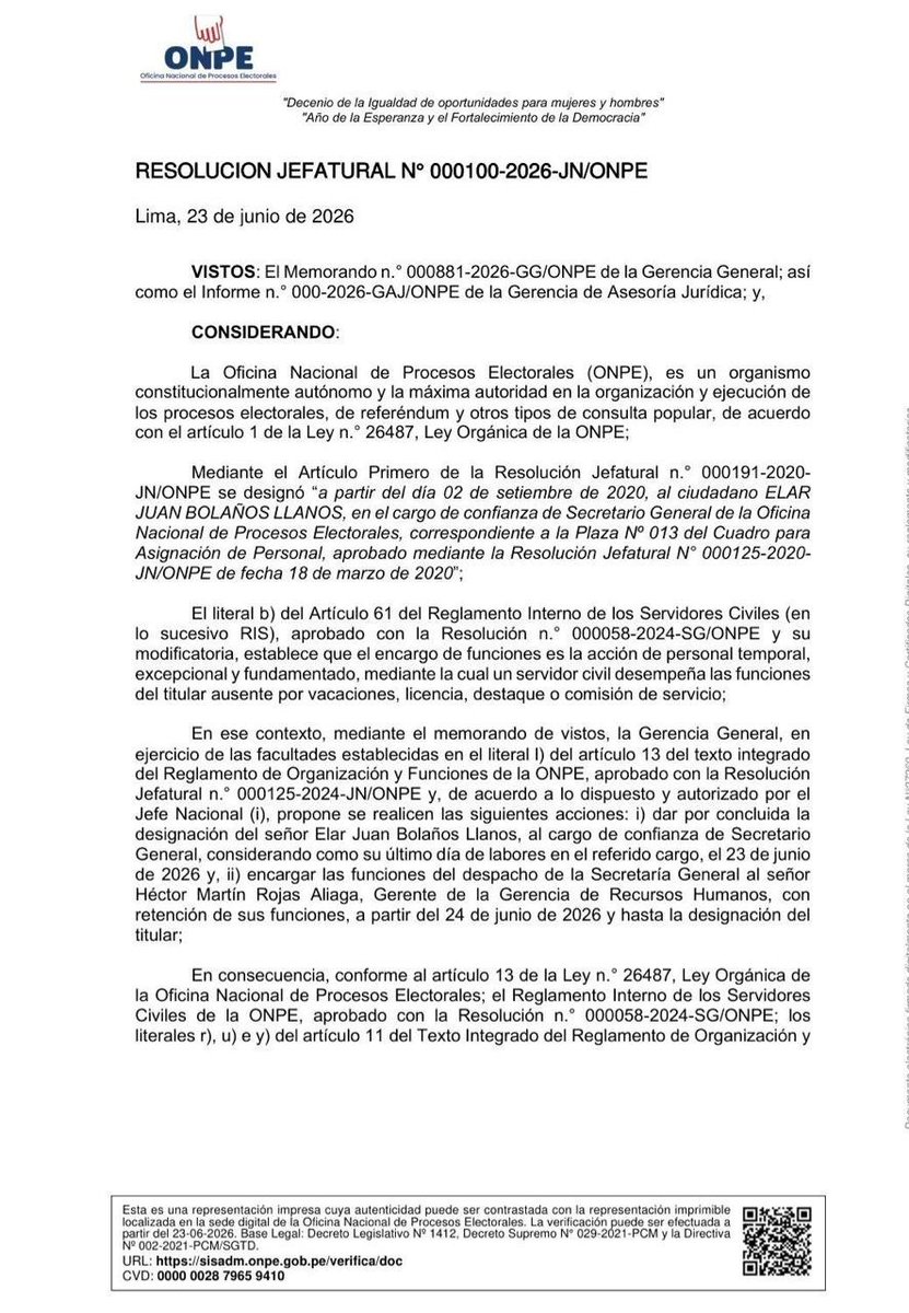 Kelly09455152's tweet photo. 🚨 Renuncia el secretario general de la ONPE, Elar Bolaños, tras denunciar una "grave situación" para las Elecciones Regionales 2026. El funcionario denunció manipulación de sus equipos, vulneración del sistema documental y la existencia de documentos alterados. https://t.co/zBBCtyJOHV