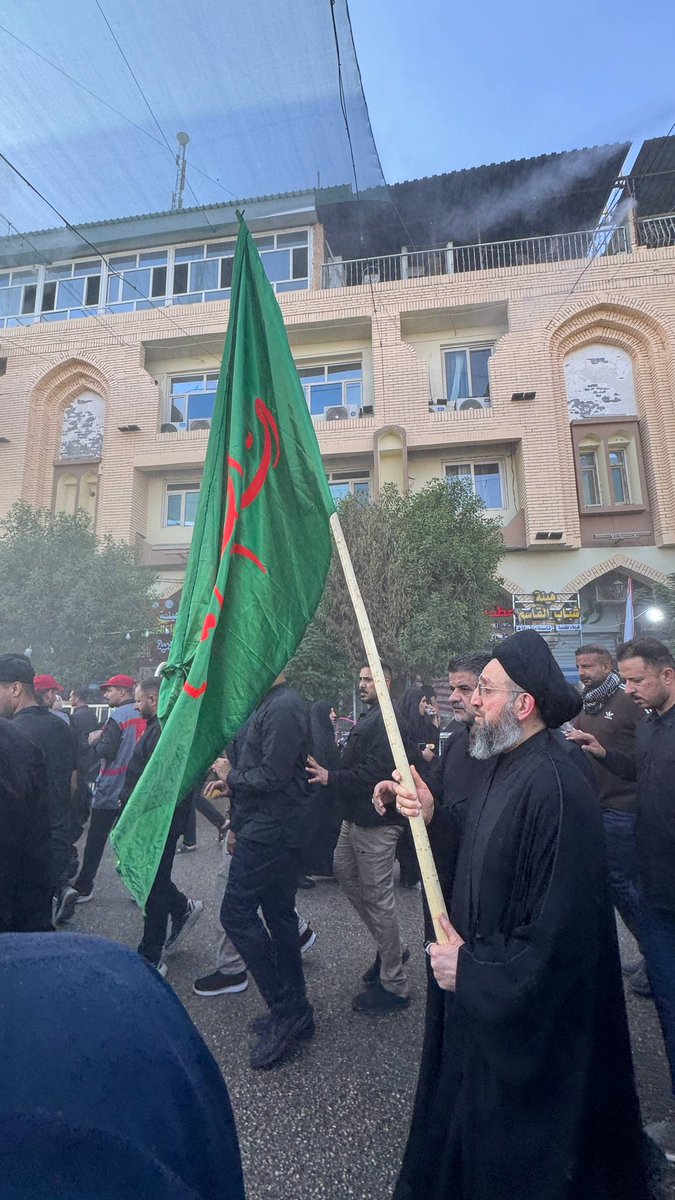 MediaAlhakeem's tweet photo. سماحة السيد الحكيم يشارك في ركضة طويريج، ويتشرّف بزيارة مرقد الإمام الحسين وأخيه أبي الفضل العباس (عليهما السلام) في يوم عاشوراء.
 
#لامركم_متبع
#ركضة_طويريج
#عاشوراء
١٤٤٨هـ - ٢٠٢٦م https://t.co/oLtBrpyY6z