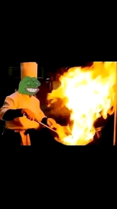 Dearmi54's tweet photo. Fire nearly burn me where I dey fry akara 😢 https://t.co/0LR1VzNBMQ