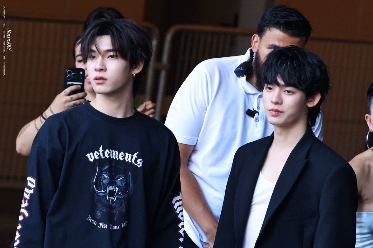Re_Rachel00's tweet photo. 260627 

🖤

TTP X VETEMENTS SS27
#VETEMENTSxTeeTeePor #VETEMENTS #PARISFASHIONWEEK
#twnpich @twnpich #porsuppakarn  @porsuppakarn
#TeeteePor https://t.co/qH0m0XksDB