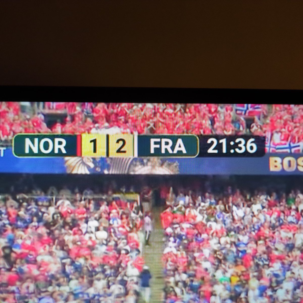 sigpiped's tweet photo. what a fucking game this is going onn... xD

#norxfra https://t.co/XBaUdvGUsb