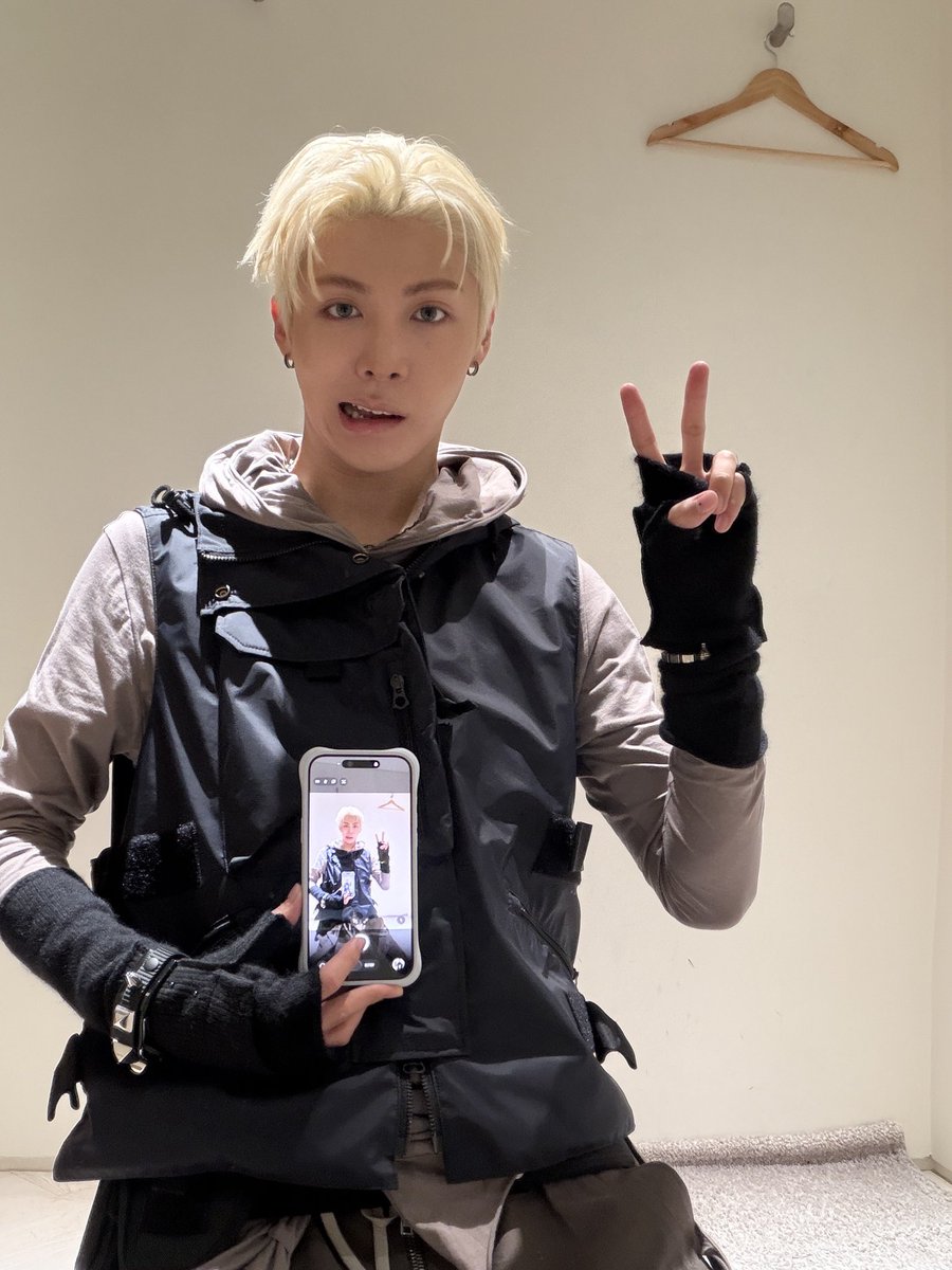 adprojectpics's tweet photo. WOOCHAN DAYOFF update https://t.co/t3IC1m2yxN