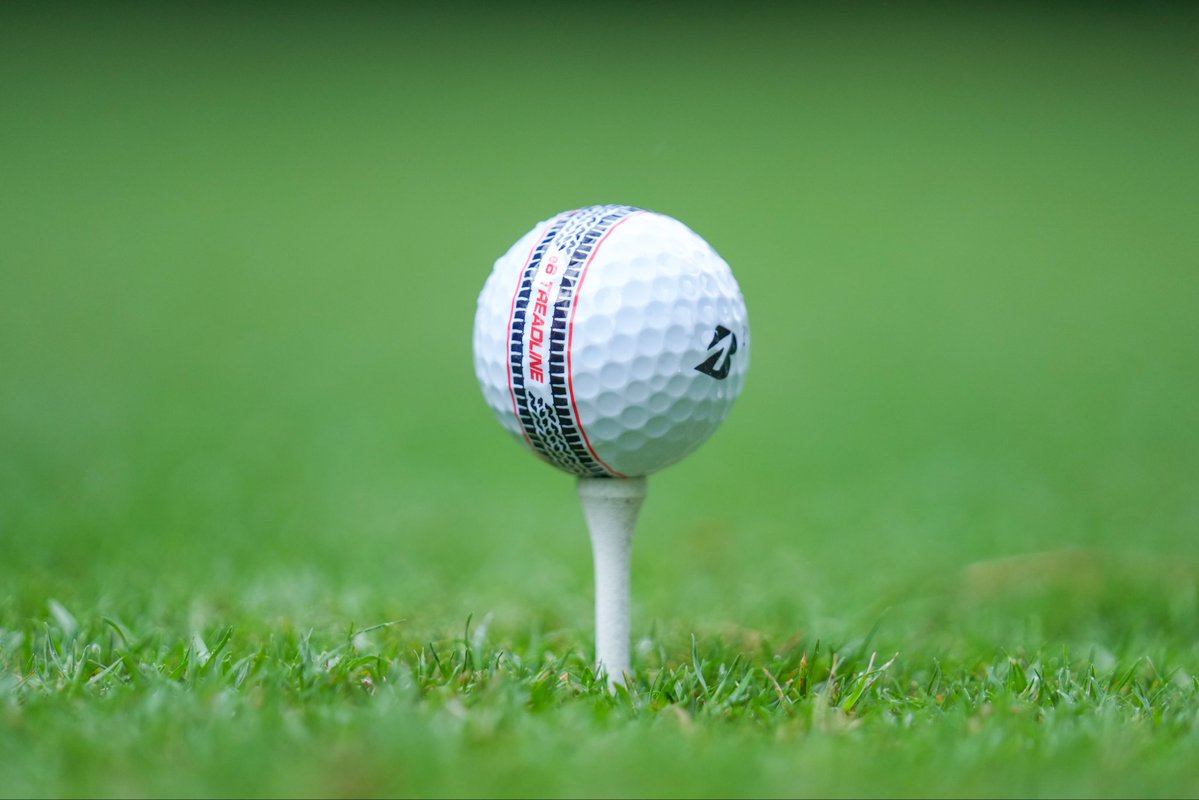 bridgestonegolf's tweet photo. 🎉 GIVEAWAY TIME! 🎉

Win 1 dozen of the NEW Bridgestone e6 SOFT TREADLINE! ⛳️

Inspired by Bridgestone tire technology, 360° Align Tech is based on the tread design of the Bridgestone Dueler A/T Ascent tire, helping golfers align putts and drives with greater confidence and precision.

To Enter: ✅ Follow @bridgestonegolf  ❤️ Like this post 🔁 Repost this post

One lucky winner will receive 1 dozen of the NEW e6 SOFT TREADLINE!