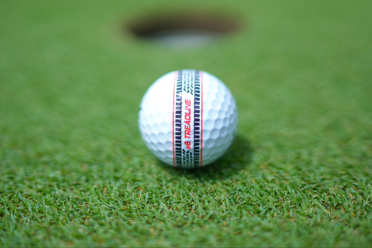 bridgestonegolf's tweet photo. 🎉 GIVEAWAY TIME! 🎉

Win 1 dozen of the NEW Bridgestone e6 SOFT TREADLINE! ⛳️

Inspired by Bridgestone tire technology, 360° Align Tech is based on the tread design of the Bridgestone Dueler A/T Ascent tire, helping golfers align putts and drives with greater confidence and precision.

To Enter: ✅ Follow @bridgestonegolf  ❤️ Like this post 🔁 Repost this post

One lucky winner will receive 1 dozen of the NEW e6 SOFT TREADLINE!
