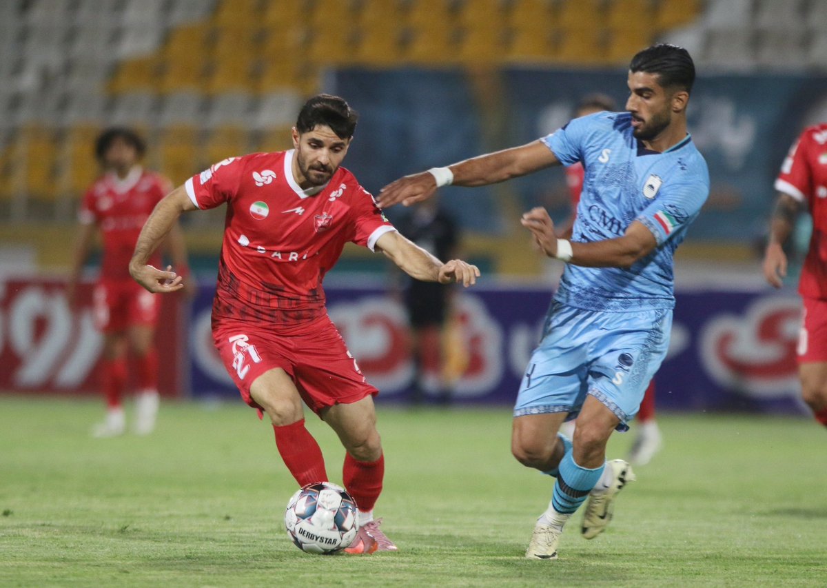 footfuniran's tweet photo. پرسپولیس خیلی جدی به چادرملو 2_1 باخت و از صعود به لیگ قهرمانان آسیا 2 بازموند :)))))))))))))) https://t.co/R600AqcLwP
