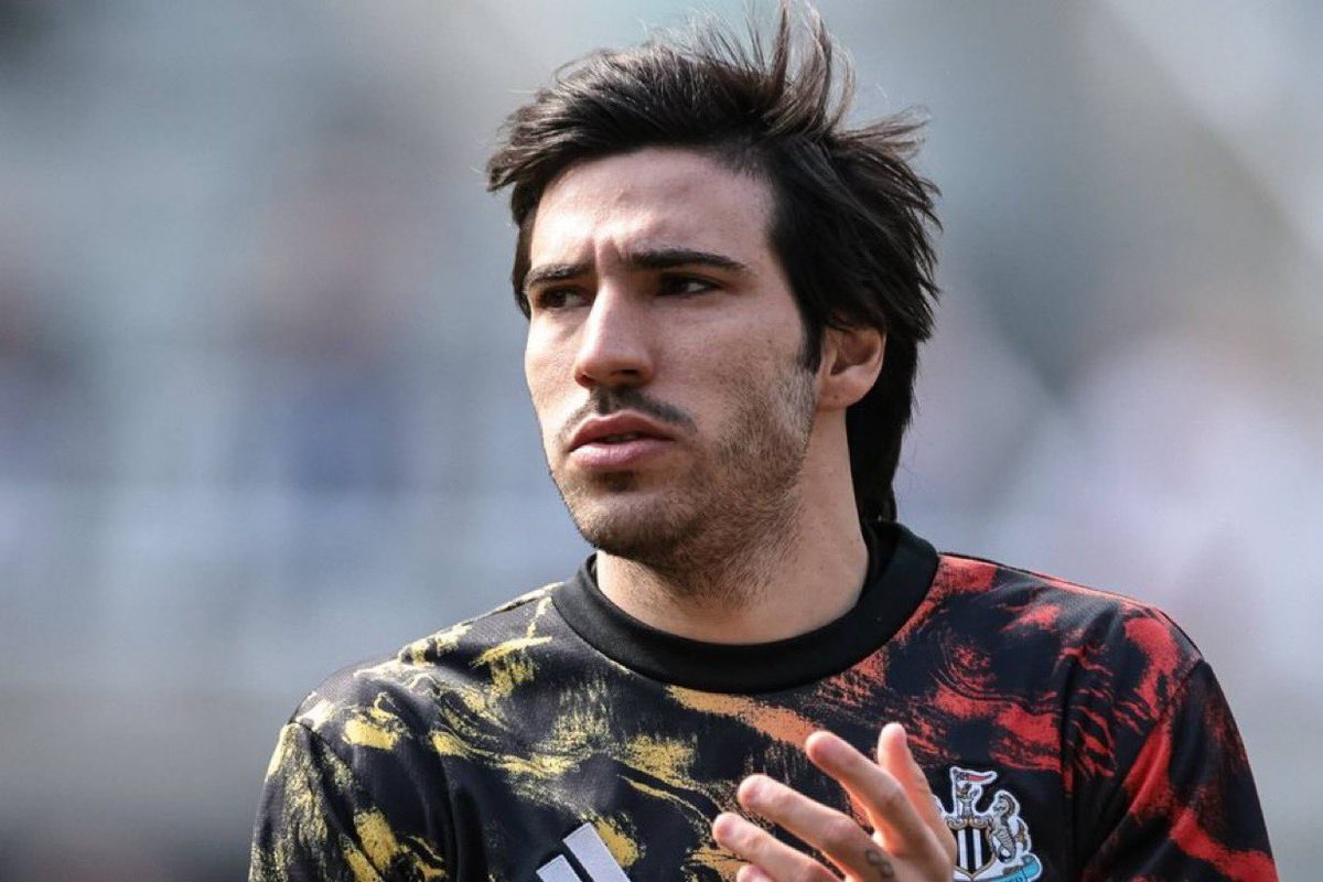 spurssglobal's tweet photo. [🥇] Arsenal have held exploratory talks over potential moves for Bruno Guimaraes and Sandro Tonali. 

Sources have indicated Arsenal have also expressed a firm interest in Alex Scott. @SamiMokbel_BBC ‼️🇮🇹 https://t.co/sRTiQMmXWT