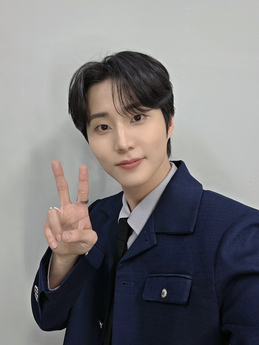saem__yang's tweet photo. 이렇게 잘생긴 것도 진짜 재능이세요🫶🏻 https://t.co/TMHtpXl68M