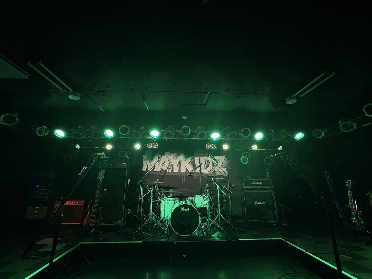 backnumber519's tweet photo. MAYKIDZの活動休止8周年ワンマン

小林さんの声好きだなやっぱ

そして小林さんの歌声を聴いていると
どうしても超飛行少年を思い出してしまう
青春だったなぁ

また超飛行少年の歌が聴きたい

忘れないでいたいよ
いつの日も
偶然じゃない今日が
此処に在る事

#MAYKIDZ https://t.co/uqYkLJ9Xgm