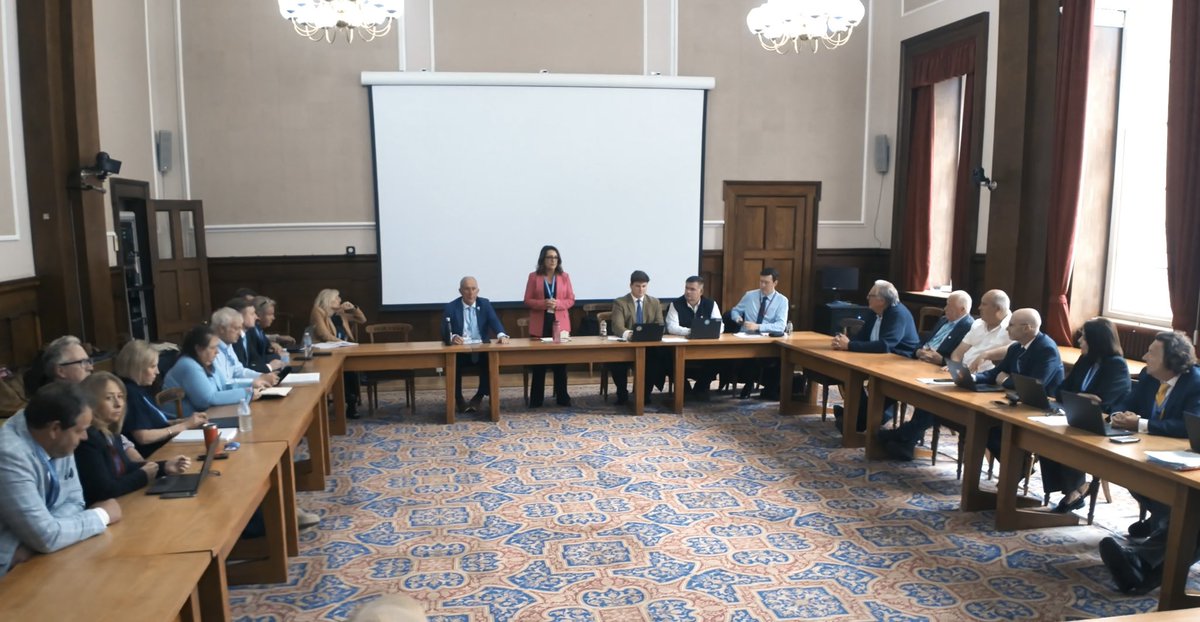 StevenDaviesUK's tweet photo. A fantastic first couple of months leading on political comms, policy and strategy at @Kent_cc 

A whirlwind of policy briefings, strategy meetings, and media relations. Excited for the months ahead! ✨

#PoliticalStrategy
#PoliticalComms
#LGR
#PublicPolicy https://t.co/ovookJy36Y
