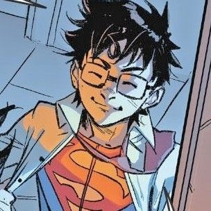 wlw_batcest's tweet photo. Let's talk about Lois and Jon incest https://t.co/0SrMEToL9l