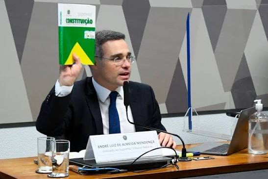 joaquimrib1801's tweet photo. André Mendonça assume a relatoria do caso “Dark Horse” no STF. Atendendo “solicitação” dos EUA, o presidente da Corte, Edson Fachin, o nomeou relator em substituição a Alexandre de Moraes.
Mendonça já é relator do Caso Master e do roubo do INSS. https://t.co/GUF5qyjr4g