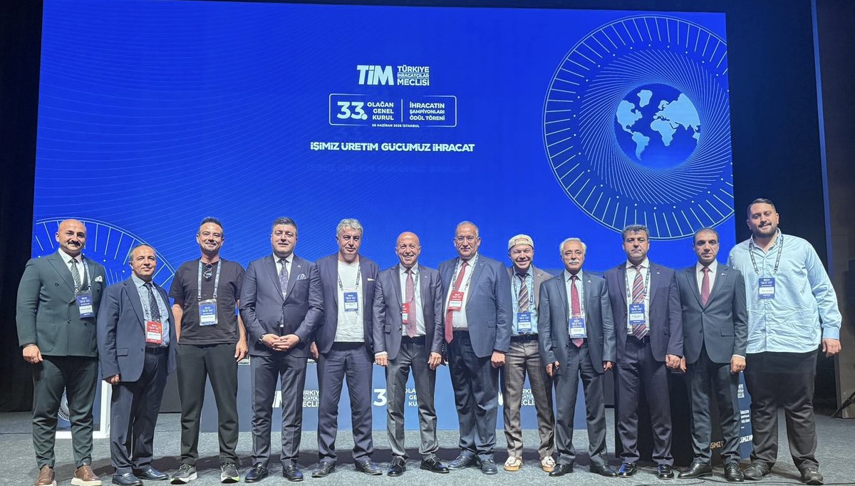 ihracatdaib's tweet photo. Yönetim Kurulu Başkanımız Ömer Madırlı, Yönetim Kurulu Üyelerimiz ve TİM Delegelerimiz bugün İstanbul’da düzenlenen TİM 33. Olağan Seçimli Genel Kurulu ve İhracatın Şampiyonları Ödül Töreni’ne katılım sağladılar.

Türk ihracatının gelecek dönem hedefleri doğrultusunda önemli bir buluşma niteliği taşıyan Genel Kurul kapsamında, TİM Denetim Kurulu Asil Üyeliğine seçilen Yönetim Kurulu Başkan Yardımcımız Sayın Ethem Tanrıver’i tebrik ediyor; yeni görevinde başarılar diliyoruz.

#DAİB #TİM #İhracat #DışTicaret