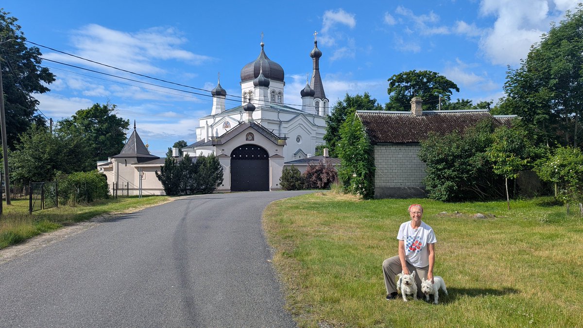 westiesontour's tweet photo. Vasknarva, Estonia.
#westies #westhighlandterrier  #westiesofinstagram #campervan #vanlife https://t.co/yETJnWqoz0