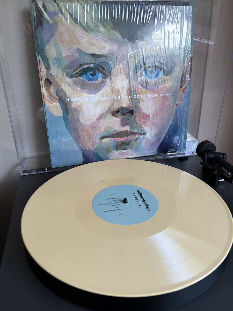 milltownbros's tweet photo. Gravel or pebble coloured vinyl?

You choose! Both are sounding amazing!

Available to pre-order now from Last Night From Glasgow and Action Records or your local record shop

CD with 4 bonus tracks also reissued

Milltown Brothers live at Action Records in Preston 3 July 7pm to https://t.co/fIkr1YJOzL