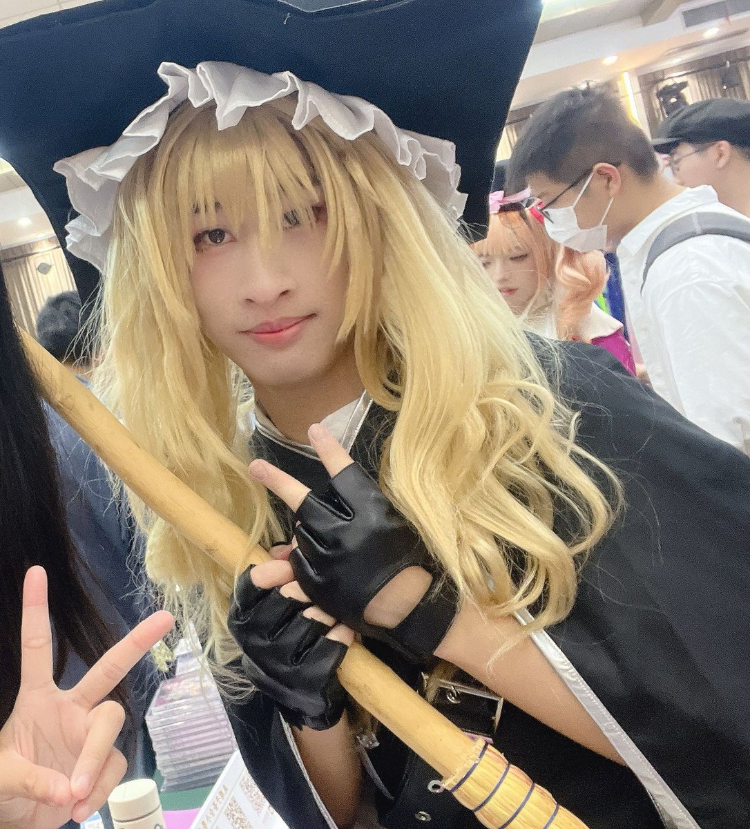 ME262U2's tweet photo. @thecasualsunny 我甚至买过一个10美元的（不过这个是二手不是定制） https://t.co/xDpwECVB5l