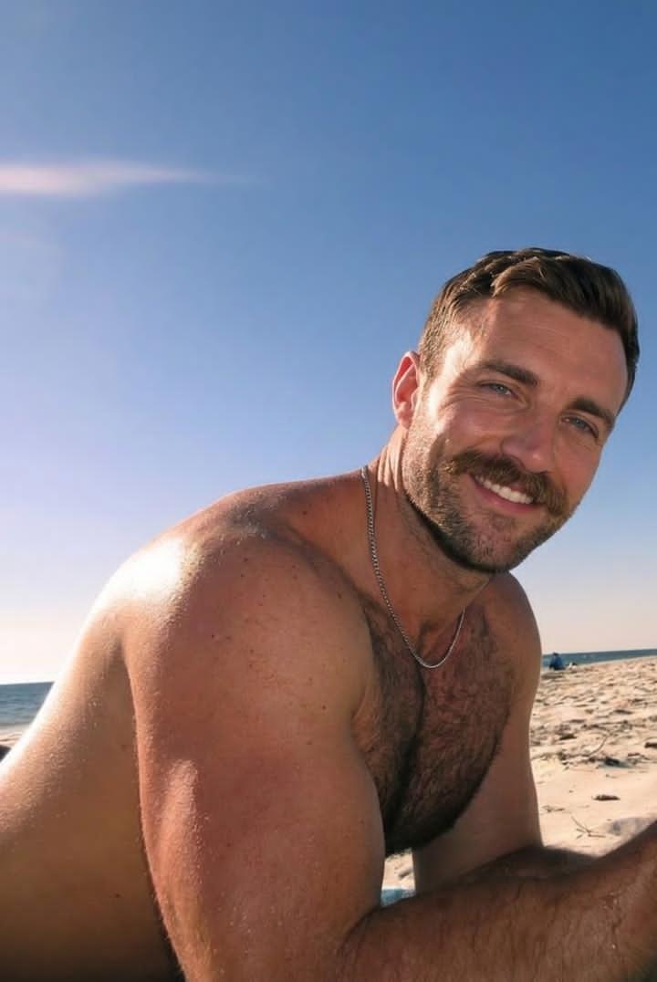 itshunterZaddy's tweet photo. Are you low on vitamin D? 'Cause I've got plenty of it ☀️😏 https://t.co/jt4WFe0Qrm