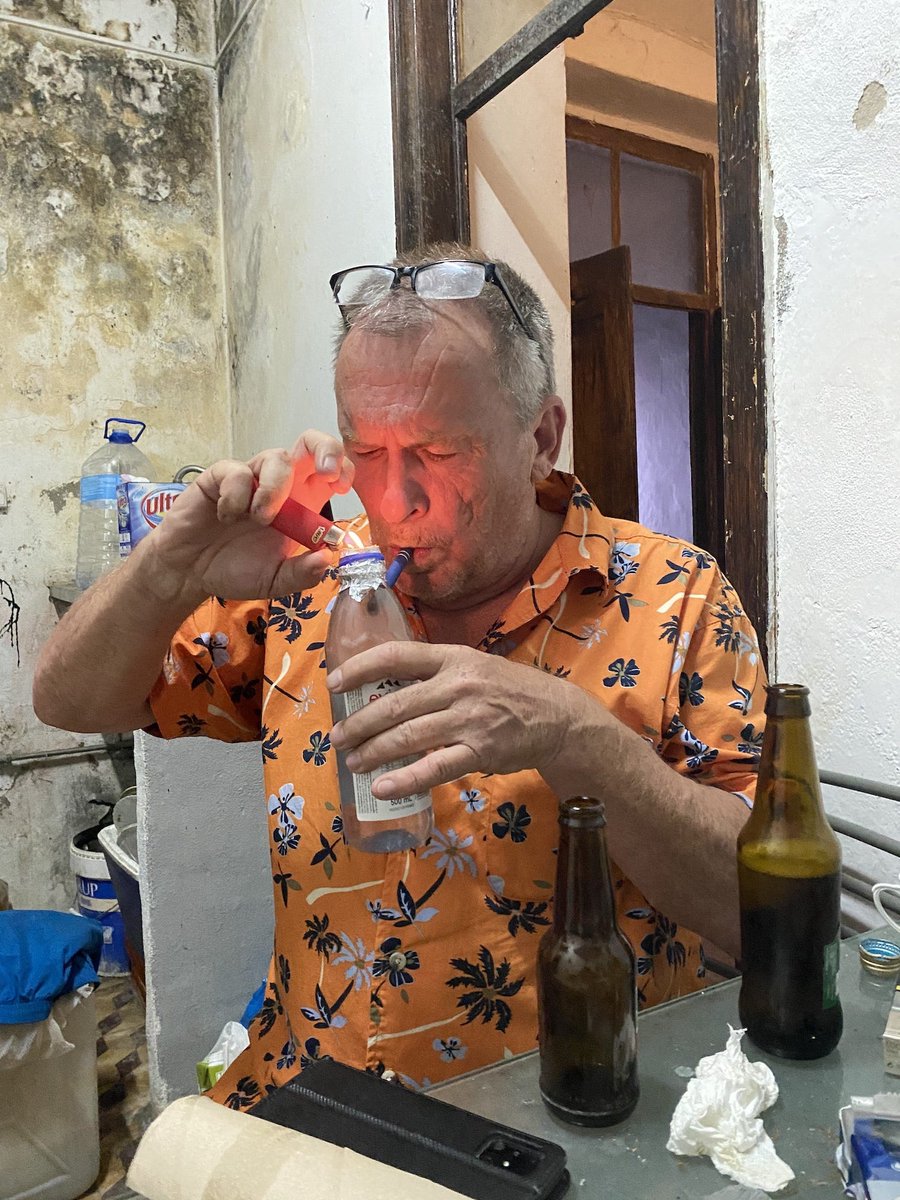 BertJanBrak's tweet photo. @DonArturito Domme kankerlul 🤡 https://t.co/EaVzzIo4BL