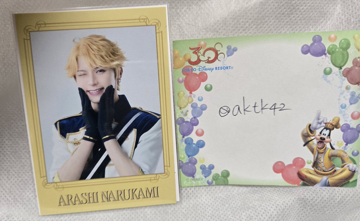 aktk42's tweet photo. @mothi_Chuni_sb はじめまして、検索より失礼します。チェキユニット衣裳嵐を所持しております。明日公演後に凛月返礼祭と交換していただけないでしょうか？よろしければご検討をお願いいたします https://t.co/rNVzRRx3eY