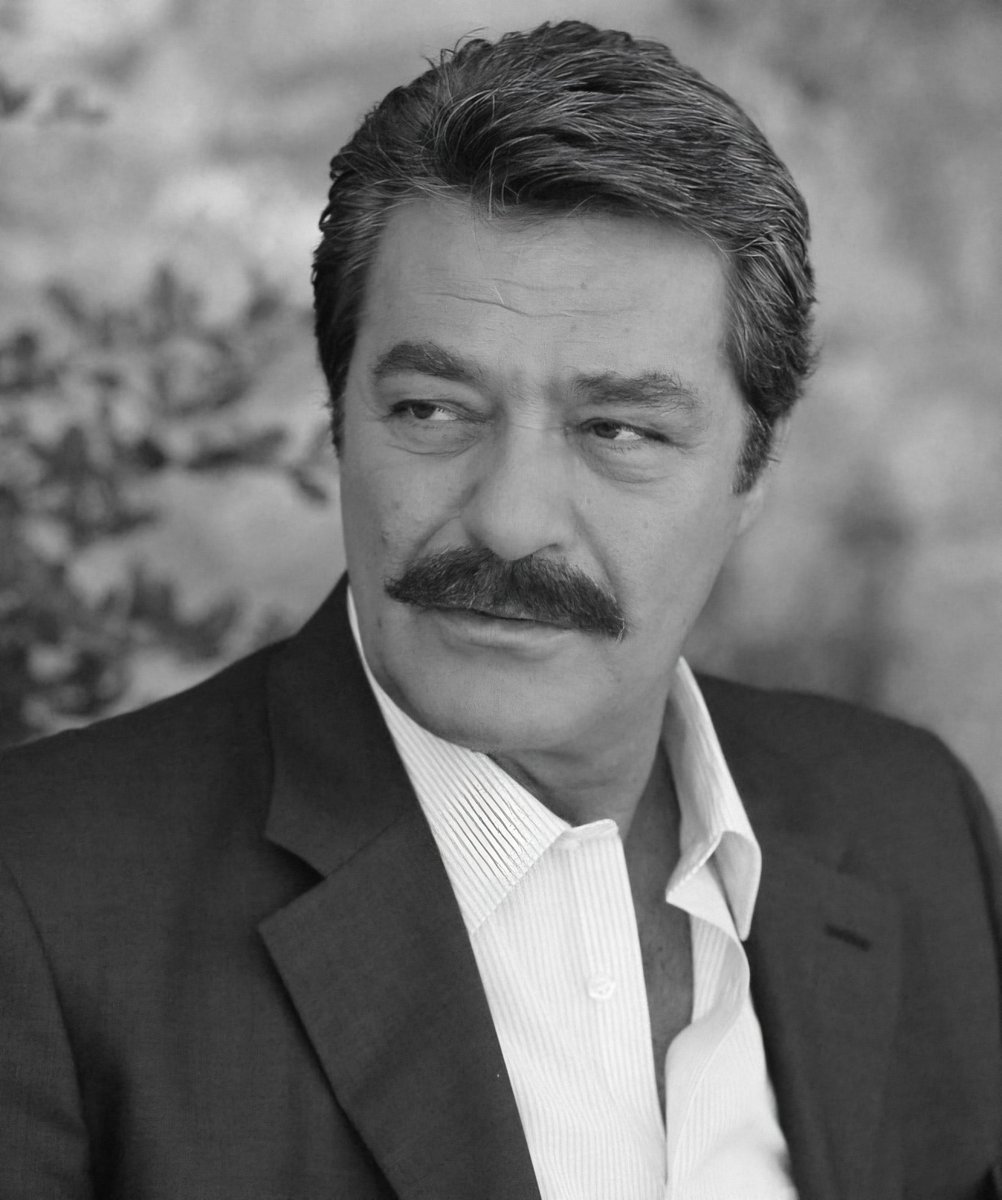 MehmetNuriErsoy's tweet photo. Selvi Boylum Al Yazmalım, Tatar Ramazan, Yılanların Öcü, Kara Gözlüm, Bitirim Kardeşler, Dila Hanım...

Saymakla bitmeyecek, canlandırdığı karakterle unutulmayacak bir efsaneyi, Kadir İnanır'ı kaybetmenin derin üzüntüsü içindeyiz.

Türk sinemasının usta ismi hafızalarımızda ve gönlümüzde yaşamaya devam edecek.

Seni unutmayacağız...

Allah rahmet eylesin, mekânı cennet olsun.