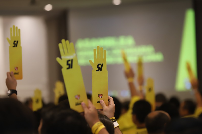 eluniversocom's tweet photo. De clubes a sociedades anónimas deportivas: ‘fuentes de financiamiento y niveles de control son radicalmente distintos’ https://t.co/aQjjF8pg3q https://t.co/qwHLBQNbbE