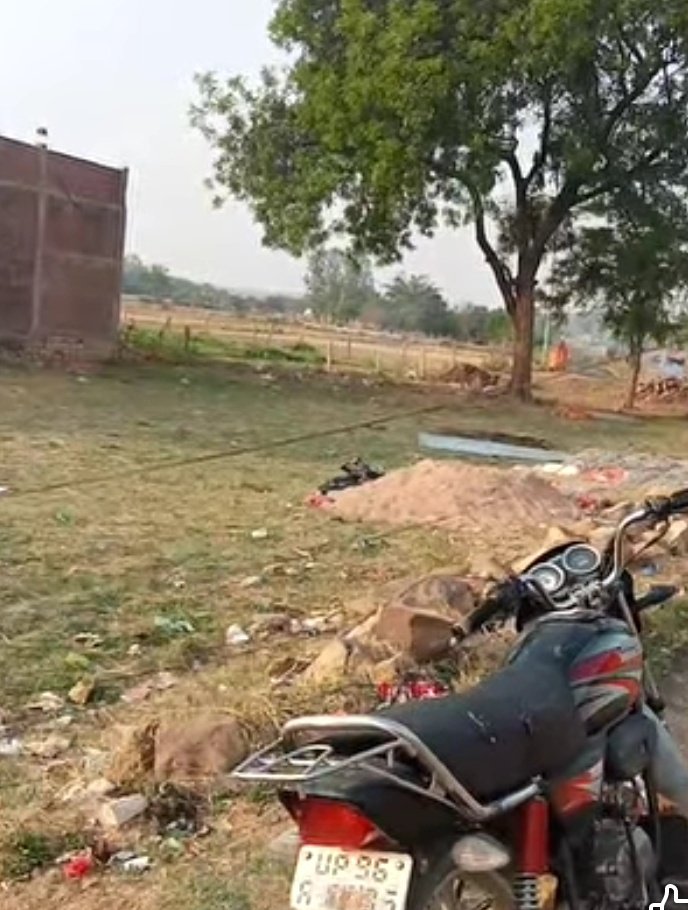 Lavkushkum87411's tweet photo. ग्राम पंचायत कौबरा के कमरौहा में एक महीने से अस्त व्यस्त तार खंभे, दो दिनों में ठीक नई हुआ तो होगा 
रैपुरा पावर हाउस का घेराव !
इंकलाब जिंदाबाद 
@ChitrakootDm 
@dvvnlchitrakoot https://t.co/yYMpYUvOUl