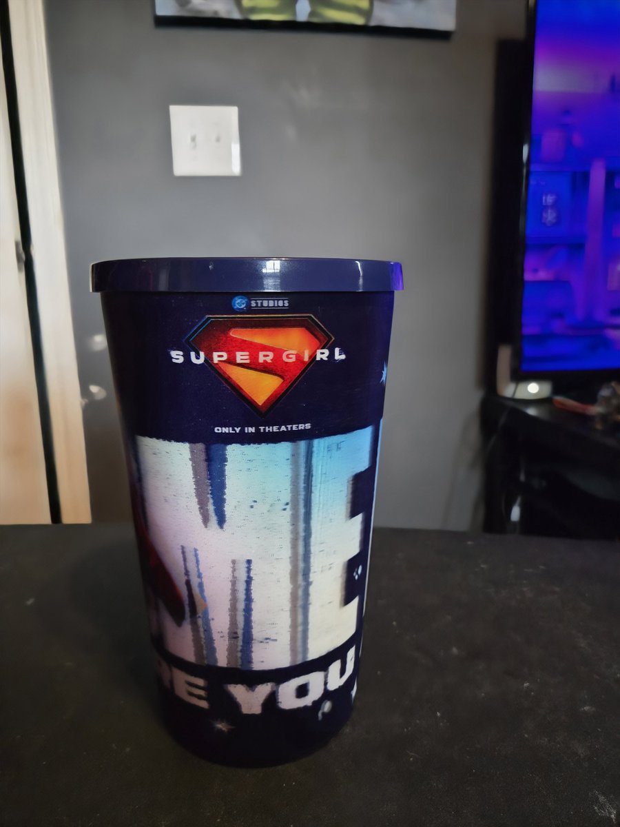 UltraSpideyFan's tweet photo. Mom and I went to get the Supergirl promotional theater popcorn bucket and Supergirl Collectible Combo today. https://t.co/s2dooknksj