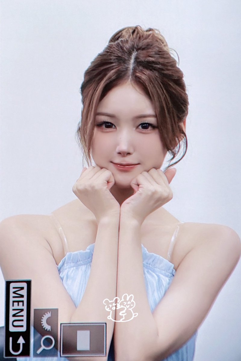 LuvJSY024's tweet photo. 260626 프리뷰 

오랜만..

#트리플에스 #tripleS
#주빈 #JooBin https://t.co/zAFElb2NZh