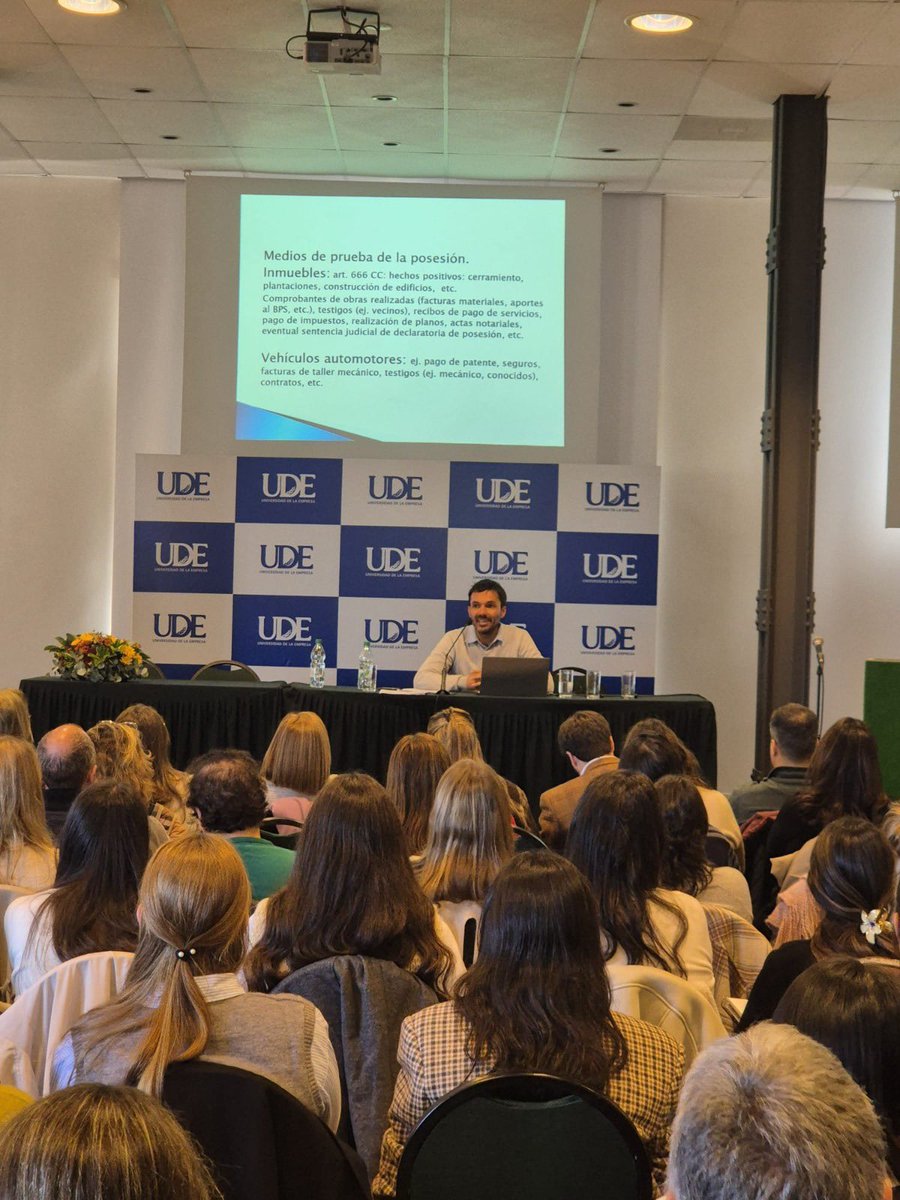 FCAUDE's tweet photo. 📚🤝 El 23 de mayo se realizó un Encuentro Técnico Regional que reunió a escribanos de todo el país. Una valiosa instancia de actualización, intercambio de experiencias y fortalecimiento de vínculos profesionales. 🇺🇾

#UDE #Escribanía #FormaciónProfesional #Uruguay https://t.co/g3B4yIgFnC