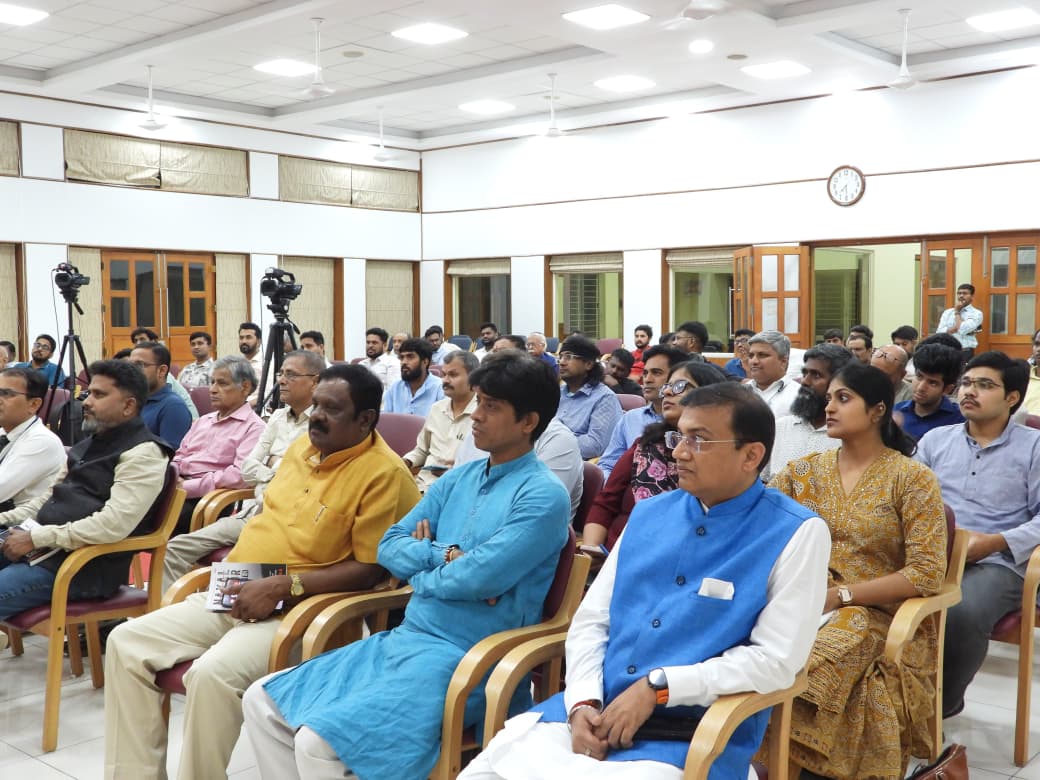 Thinkers Forum tweet media
