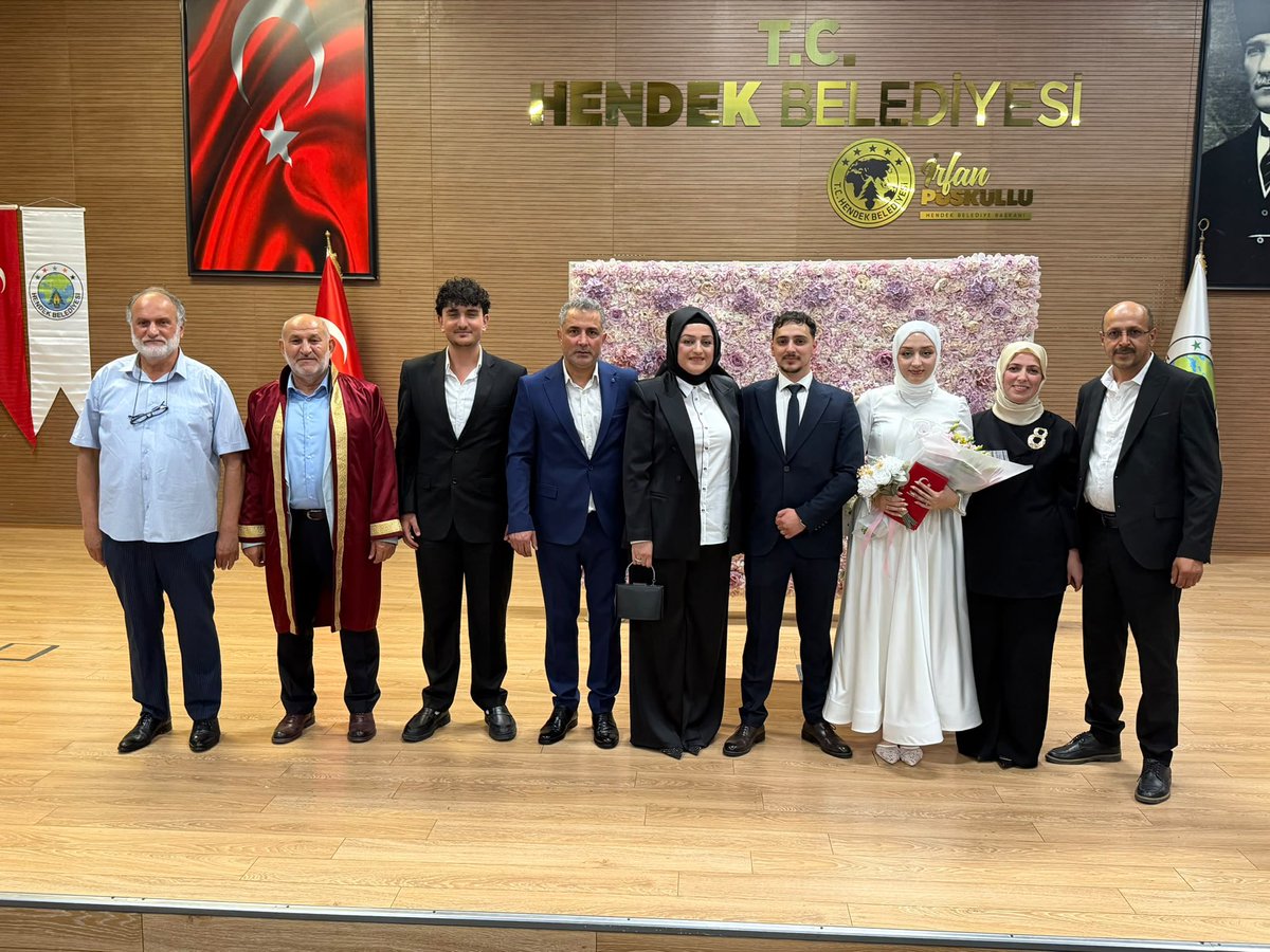 irfanpuskullu54's tweet photo. Kıymetli hemşehrilerimizin nikah akitlerini gerçekleştirerek mutluluklarına ortak olduk.

▪️İlknur Zülal Sakin & Hurşit Furkan Kaya
▪️Gizem Cesur & Furkan Korkmaz

Her bir çiftimize ömür boyu mutluluklar diliyor, bir ömür aynı yastıkta, huzur ve muhabbetle yaşamalarını temenni ediyorum.

Rabbim mesut etsin. 👰🏼‍♀️🤵🏻‍♂️